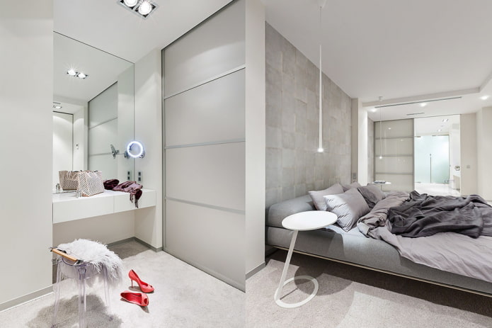 mirror in the bedroom