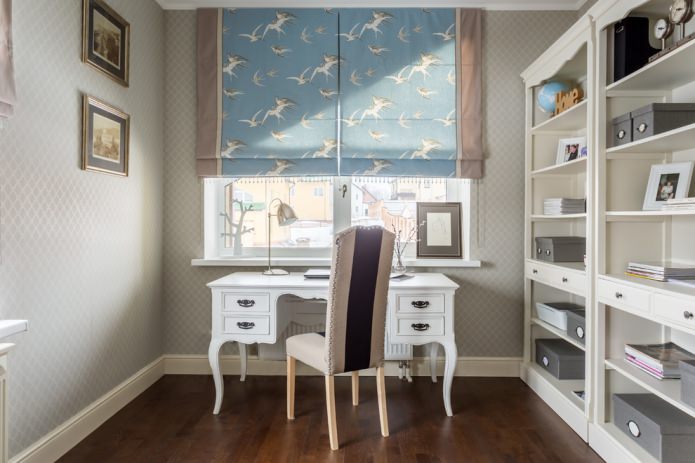 Hide a radiator with a desk