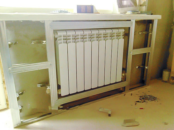Installing the battery frame