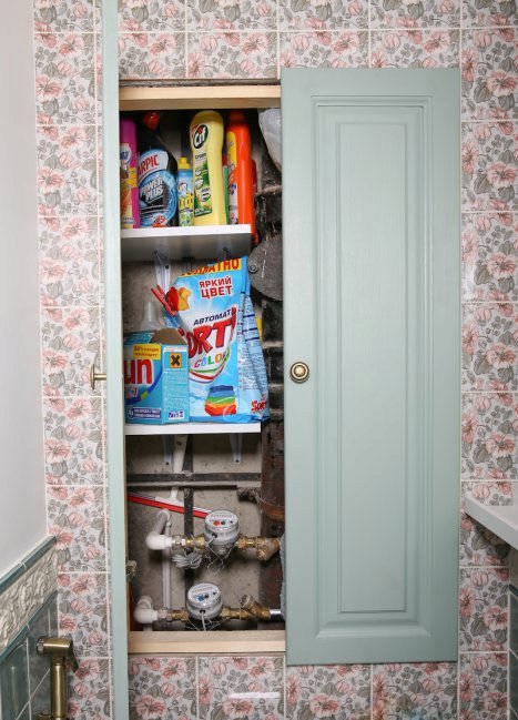cabinet for pipes in the toilet