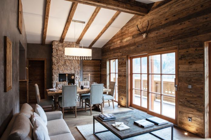 stone and wooden room decoration