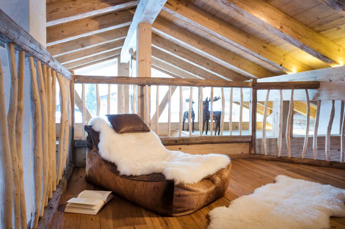 wooden floor, white skin