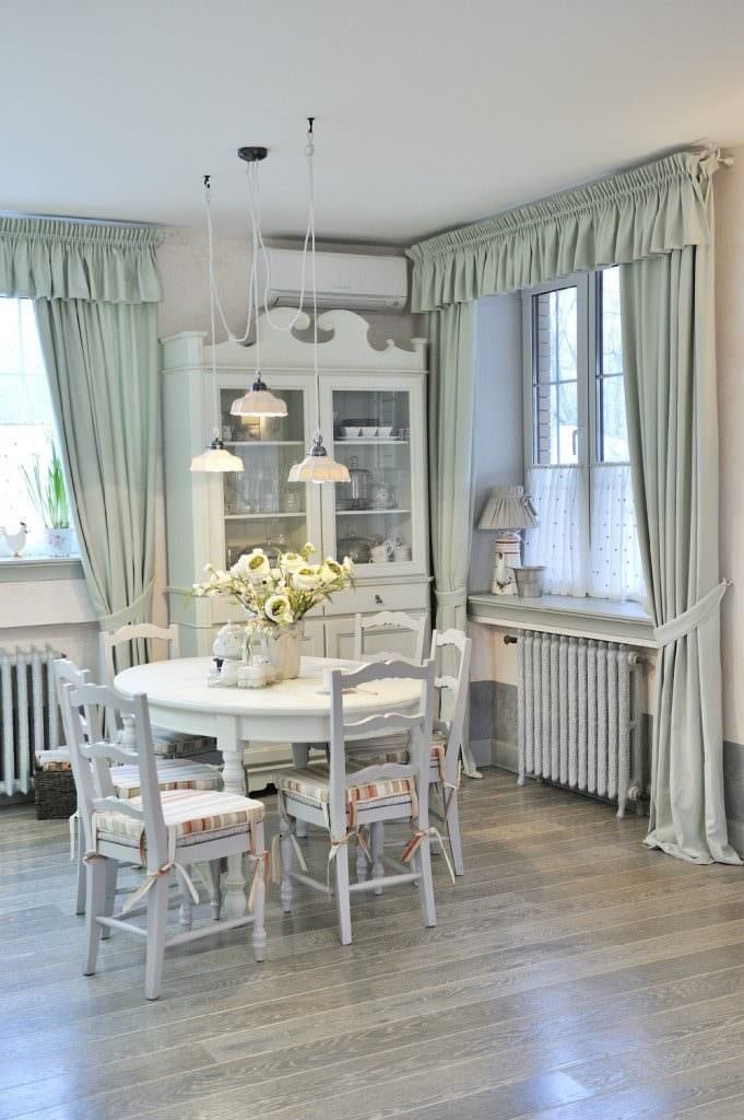 curtain with grabs in the Provence style