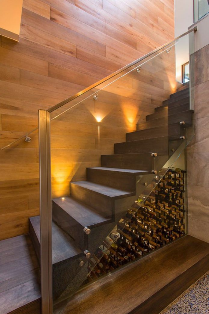 Wine cabinet