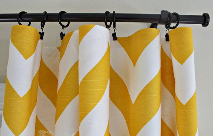 curtain on rings
