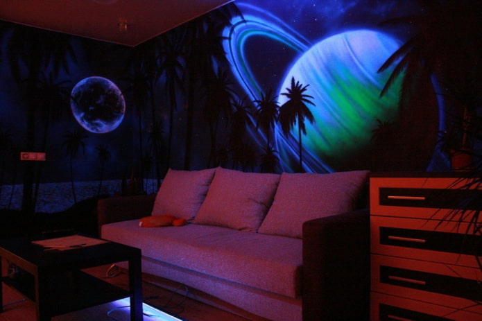 Fluorescent 3D wallpaper in the interior