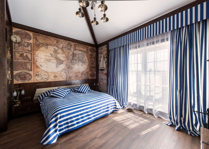 striped bed linen and curtains