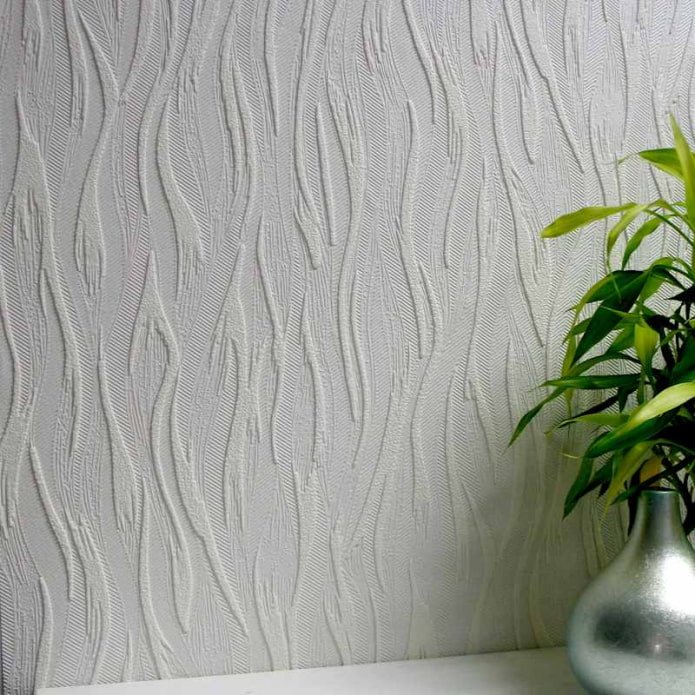 Structural wallpaper made of foamed vinyl