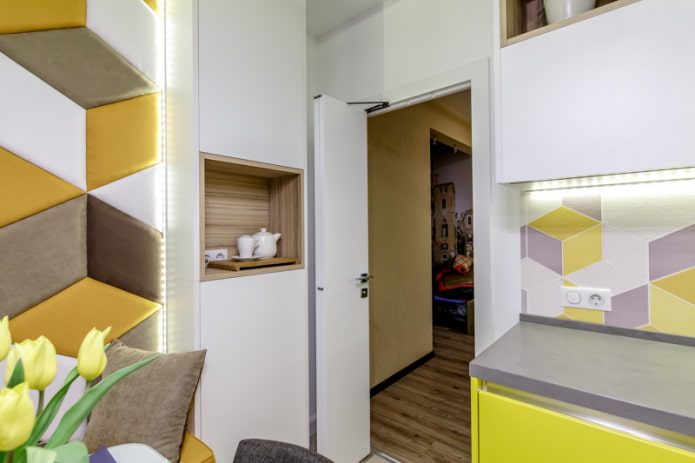 pivot-sliding door