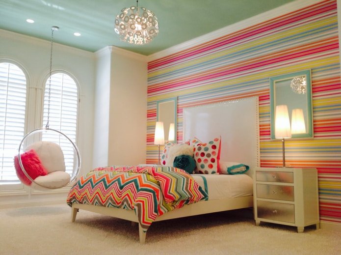 striped wallpaper