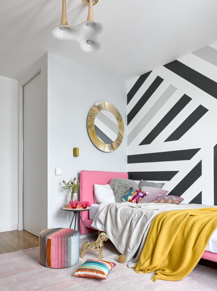 geometric pattern on the wall