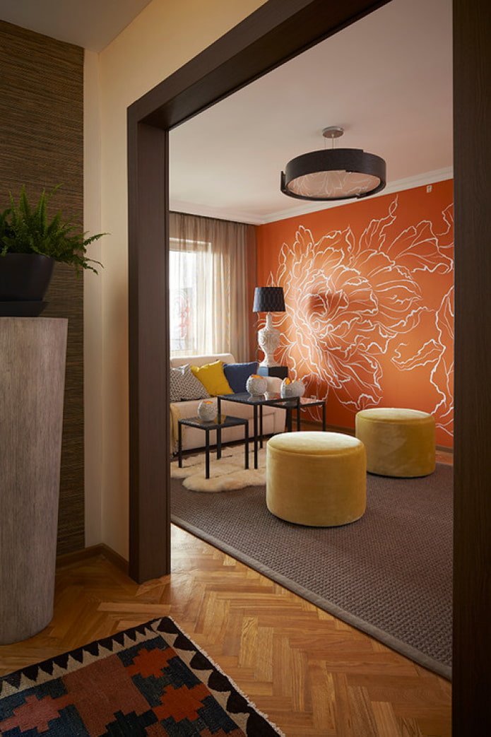 light accent wall