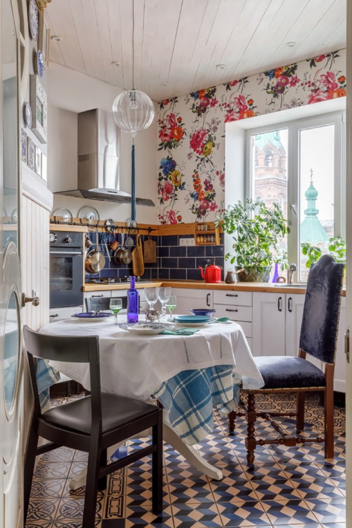bright small kitchen