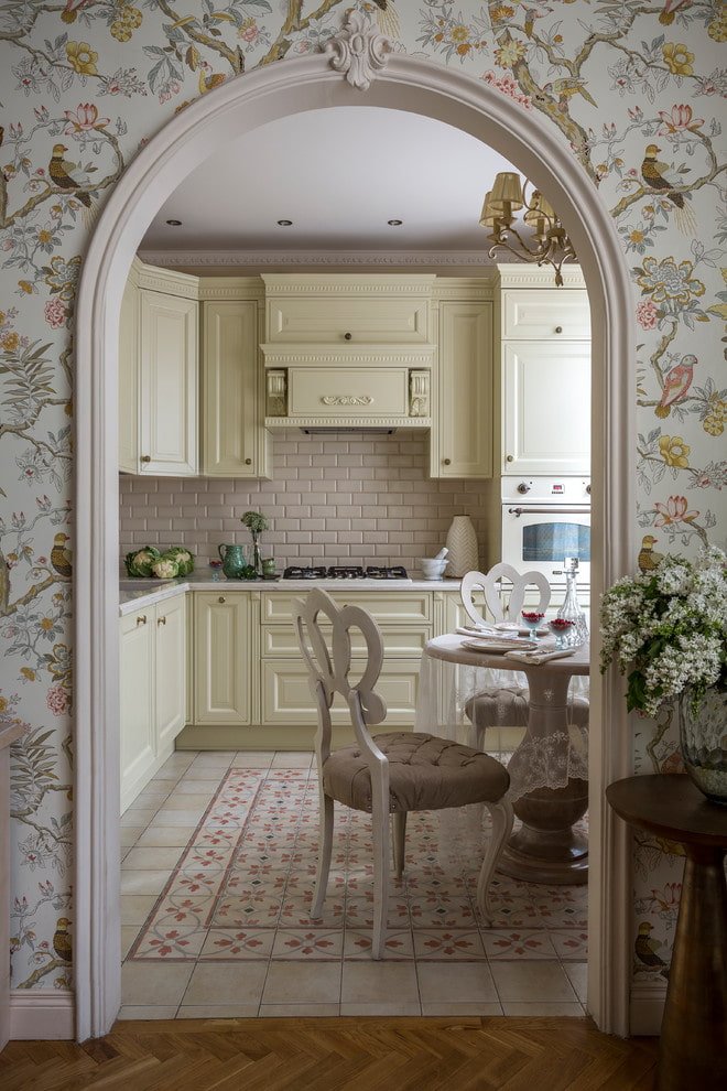 arch instead of a door in the kitchen interior