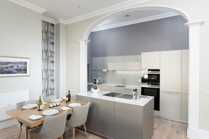 rounded arch in the kitchen interior