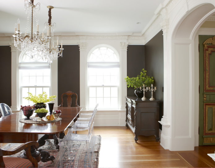 arched window