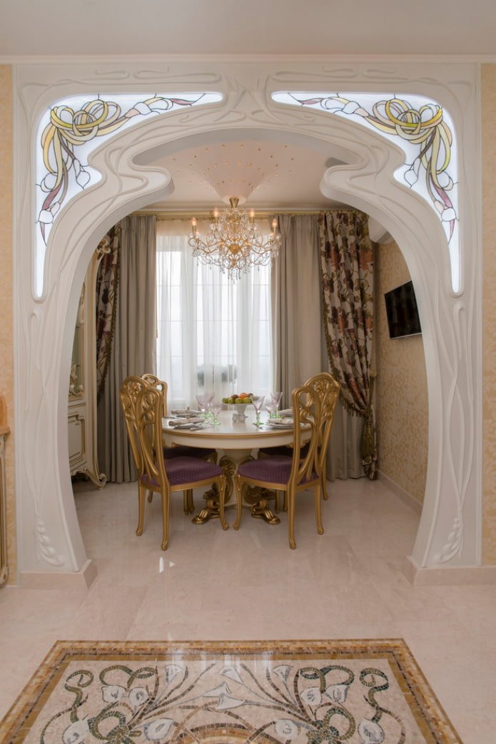glass arch decoration