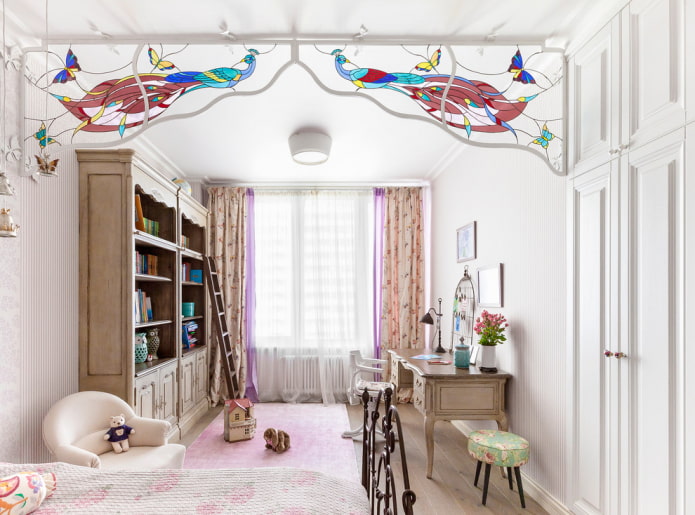 Figured design of an arch in a children's room