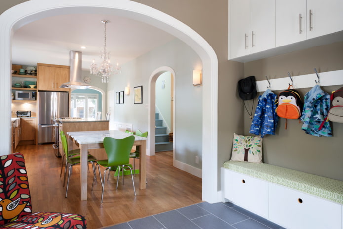 arch between the kitchen and the hallway 