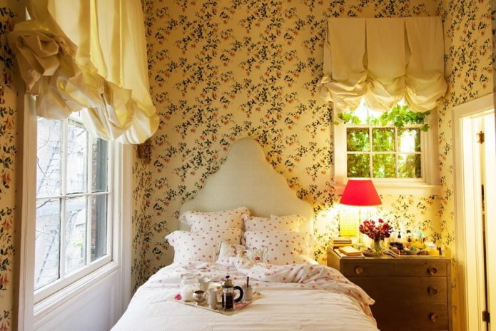 Austrian curtains in the interior in vintage style