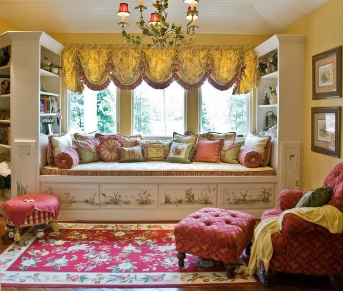 Austrian curtains in the interior in vintage style