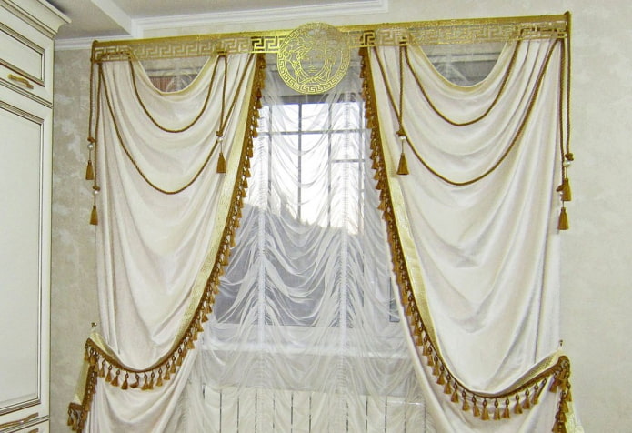 figured lambrequin of gold color