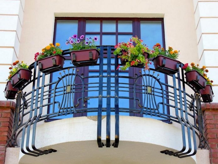 balcony design in a private house project