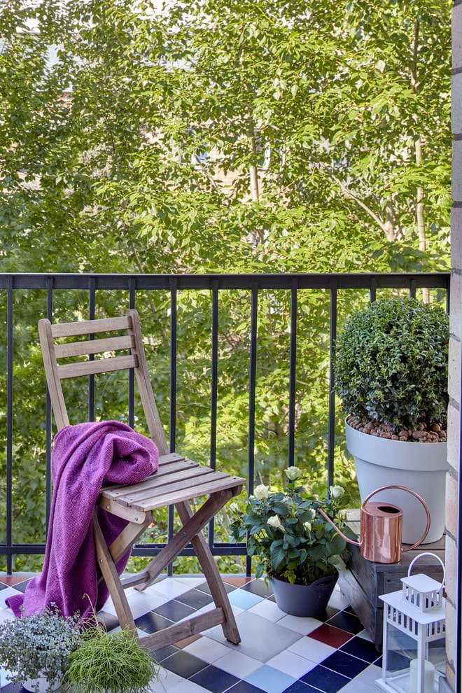 open balcony in a Khrushchevka apartment