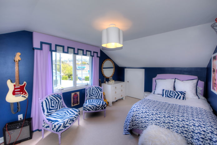 rigid lambrequin with geometry in the bedroom