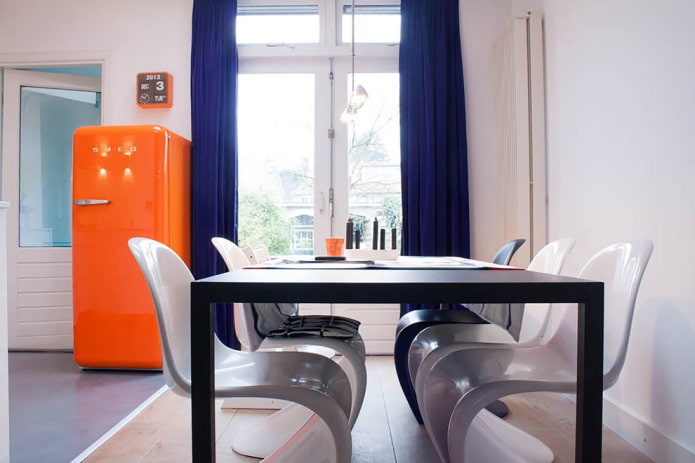velvet curtains in the kitchen interior