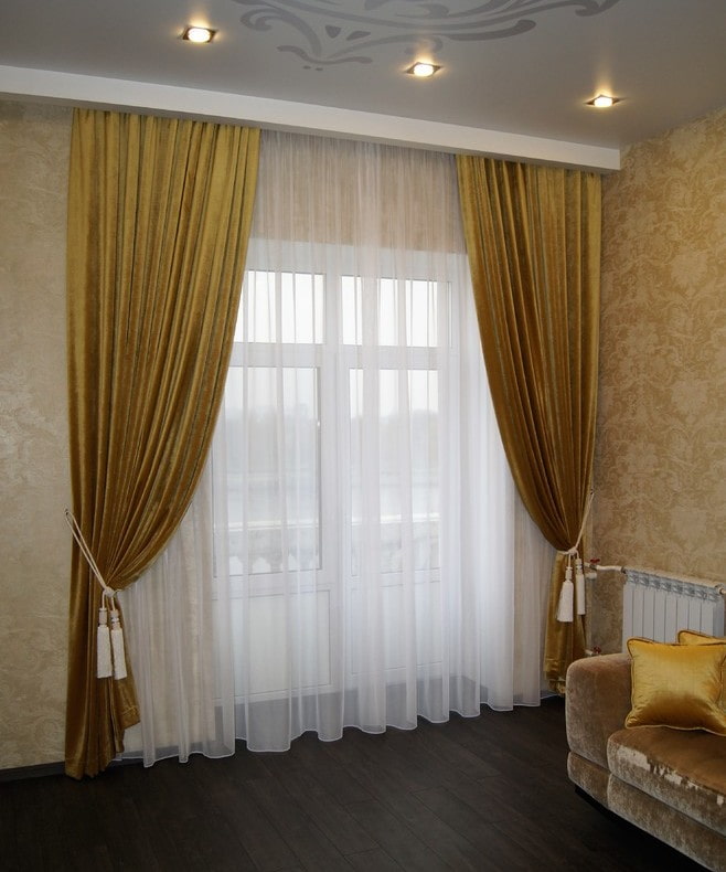 gold velvet curtains