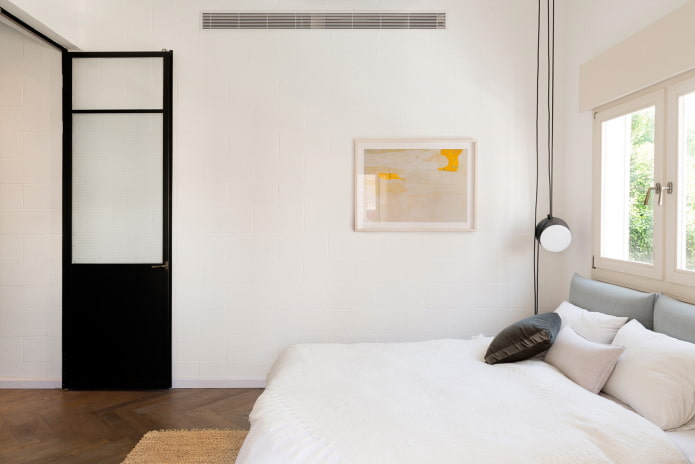 minimalist bedroom