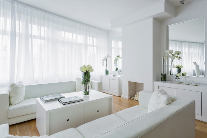 living room decor and lighting in white tones