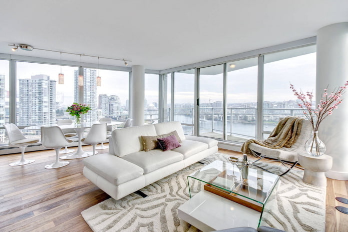 living room decor and lighting in white tones