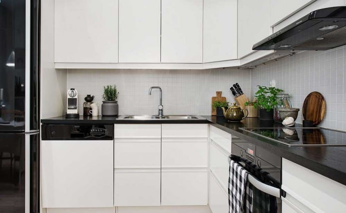 white apron made of ceramic tiles