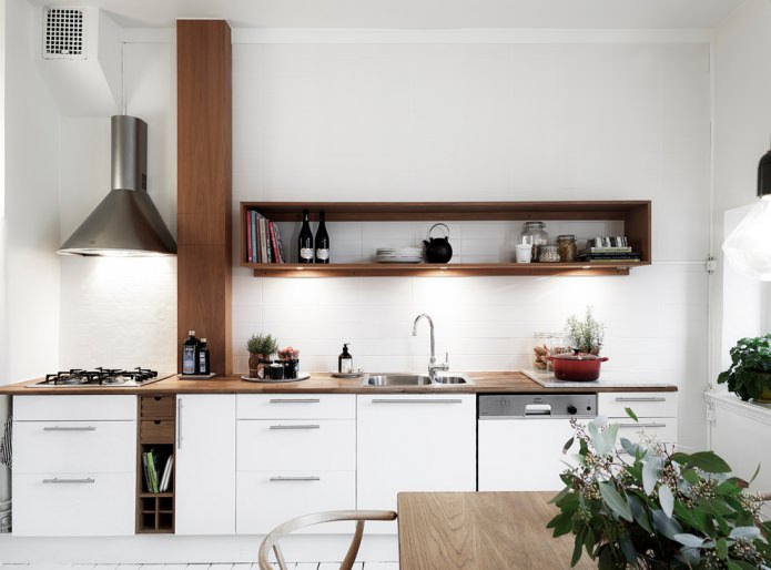 Linear kitchen set