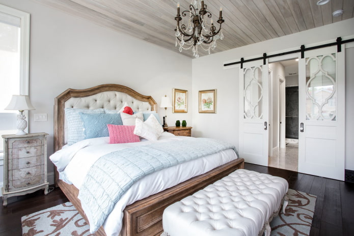 white doors with glass inserts in the interior
