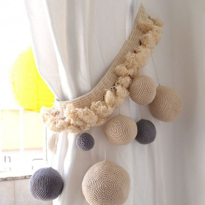 Tiebacks with pompoms