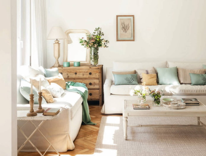 Living room in shabby chic style