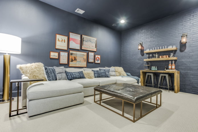 living room with carpet