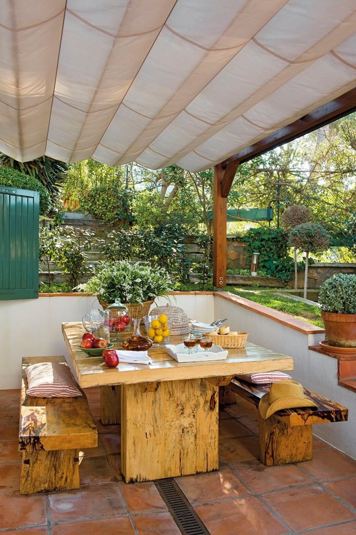 wooden furniture for summerhouses