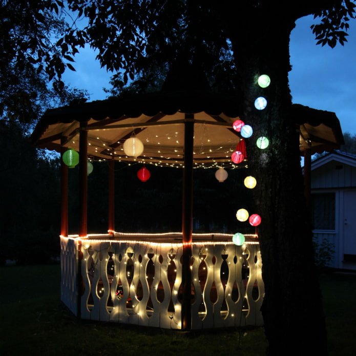 garland in the gazebo