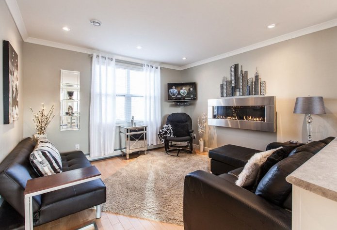 Wall-mounted fireplace