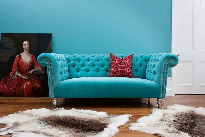 turquoise Chesterfield sofa in the interior