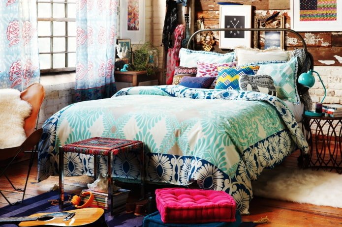 hippie style bedroom 