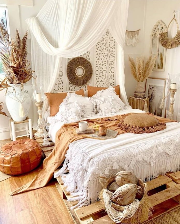 pallet bed in the interior
