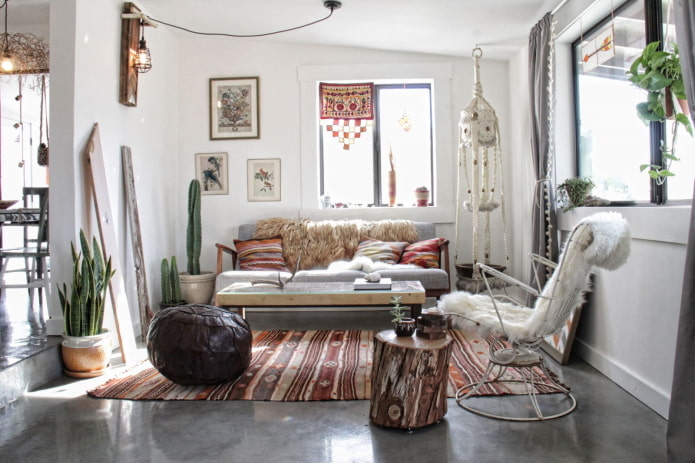 white walls in the living room