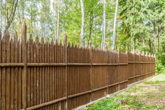 fence made of logs