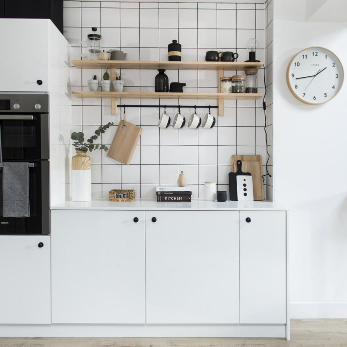clock in the kitchen