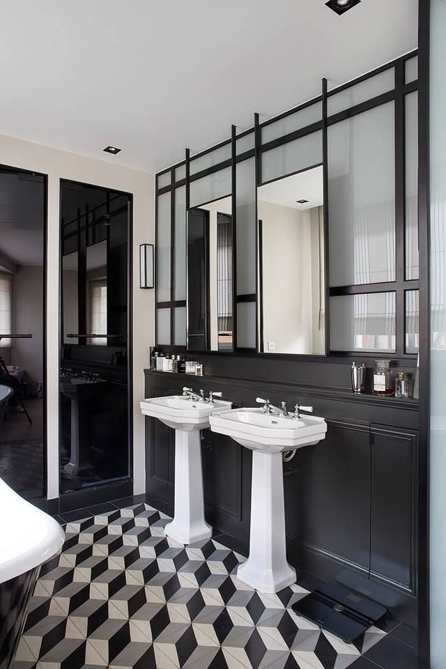 unusual floor in the bathroom